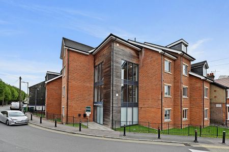 1 bedroom house of multiple occupation to rent - Photo 3