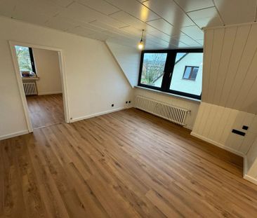 Modernes 2-Zimmer Wohlfühl-Zuhause im ruhigen Dachgeschoss - Photo 1