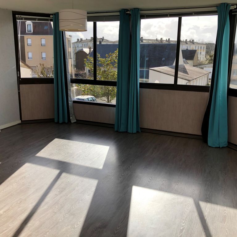 Location Appartement 2 pièces 42m² - Photo 1