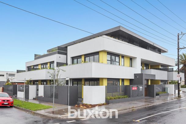 LUXURY APARTMENT IN THE HEART OF CHELSEA - Photo 1