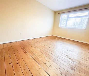 Hazelwood Avenue, Eastbourne, BN22 - Photo 5