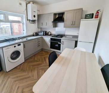 2 bedroom terraced house to rent - Photo 6