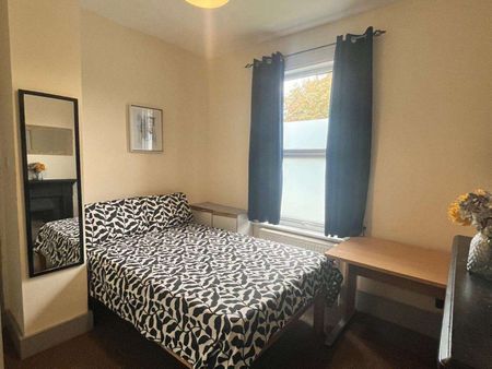 St. Thomas Hill Room 3 - Photo 4