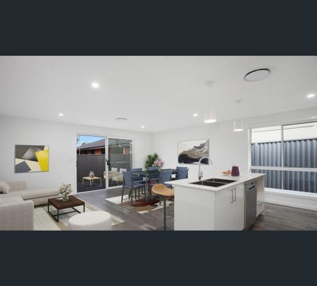 55 Saddleback Cr, Stream Hill, NSW 2526 - Photo 2