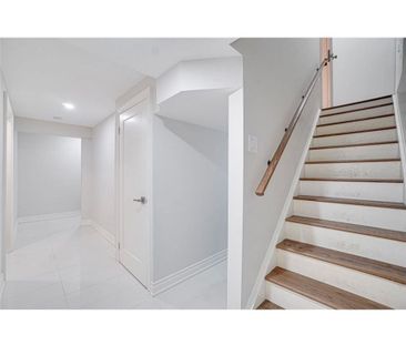 For Lease - 68 Puccini Drive, Richmond Hill, Ontario - Photo 6