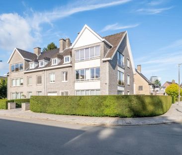 GENT - Instapklaar app. met 3 SLPK. vlakbij Leieboorden en Blaarmee... - Foto 2