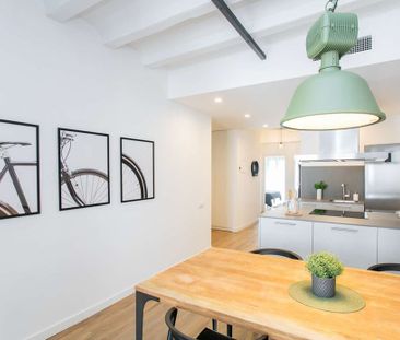 3 room luxury Flat for rent in Barcelona, Catalonia - Photo 2