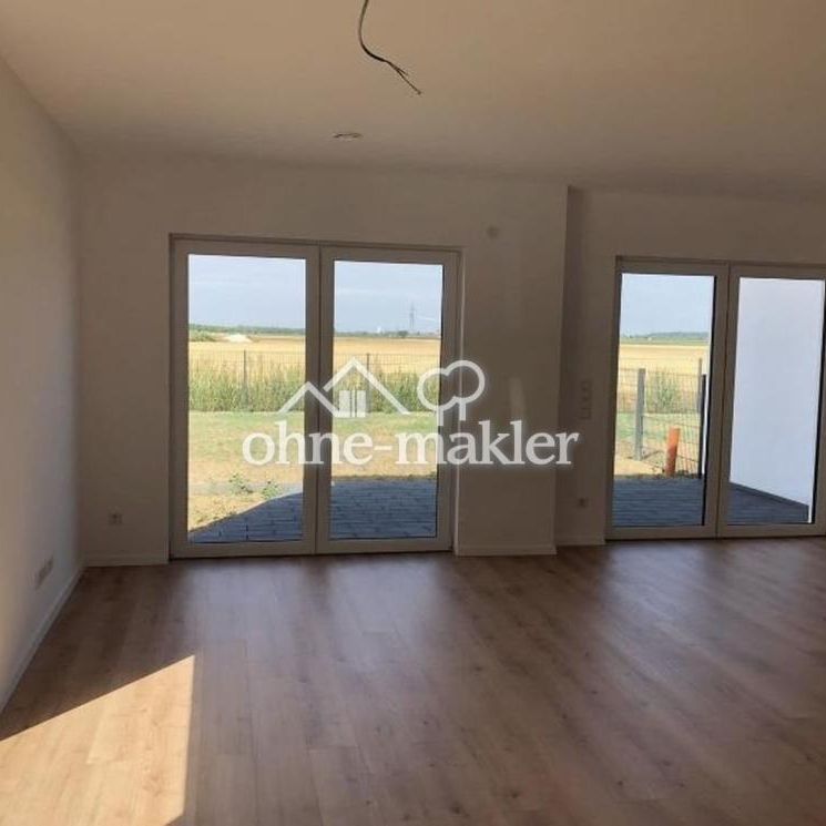 Exklusive Doppelhaushälfte in Feldrandlage von Blumenau - Photo 1