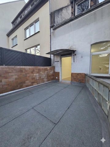 Erstbezug nach Sanierung! Helle 2 Z. Wohnung mit XL Terrasse! - Photo 4