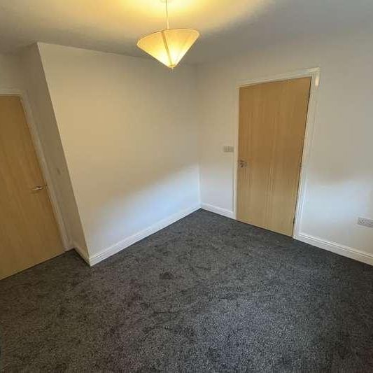 Broadwell Road, Oldbury, West Midlands, B69 - Photo 1