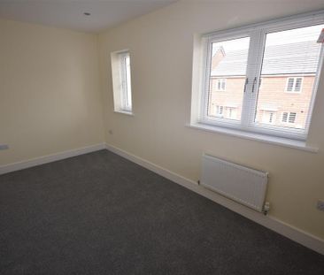 2 bedroom townhouse to rent - Photo 4