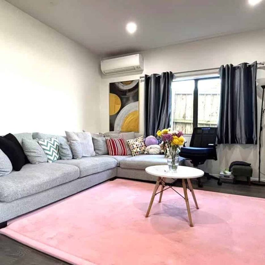 Large 5-Bedroom Home Perfect for Families – Pa... - Photo 1