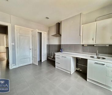 Location Appartement 3 pièces 83m² ST ETIENNE 42100 - Photo 5