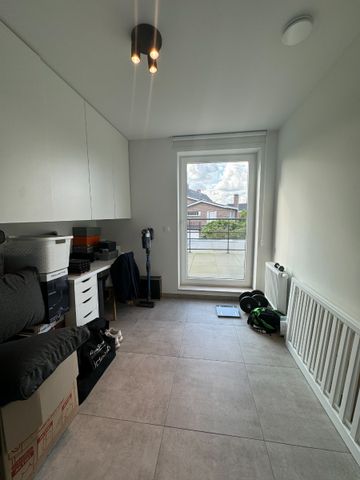 Instapklaar appartement met 2 slaapkamers in Zwevezele! - Foto 4