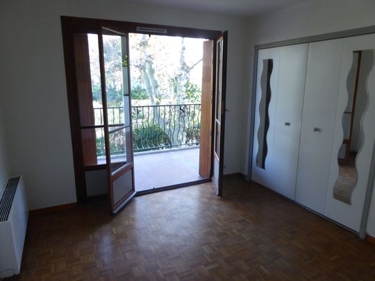 Appartement 1 pièces 22m2 MARSEILLE 9EME 520 euros - Photo 1