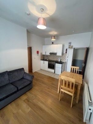 Flat 6, 2 Conyngham Road, Dublin 8, Co. Dublin, D08 E971 - Photo 1