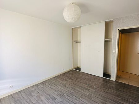 Location Appartement 3 pièces 70m² LIMOGES 87000 - Photo 2