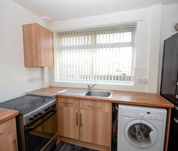 3 bed semi-detached house to rent in Cambridge Avenue, Hebburn, NE31 - Photo 6