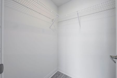 For Lease - 30 Gibbs Road Unit# 2001, Toronto, Ontario - Photo 3