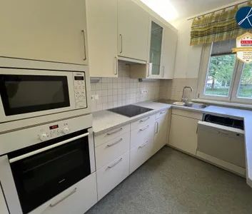 Grünruhelage und sehr ansprechende Möblierung - Photo 1