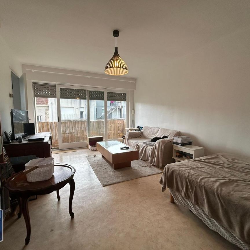 Location Appartement 1 pièce 32m² BRIVE LA GAILLARDE 19100 - Photo 1