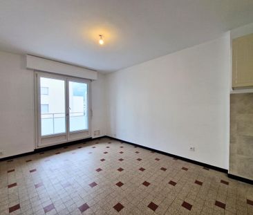 Location Appartement 2 pièces 45m² ANNECY 74000 - Photo 2