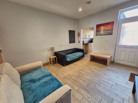 5 bedroom house share to rent - Photo 2