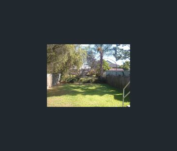 17 Peach Street, Greenslopes, Qld 4120 - Photo 1