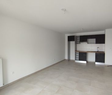 Location Appartement 3 pièces 59m² ST ORENS DE GAMEVILLE 31650 - Photo 3