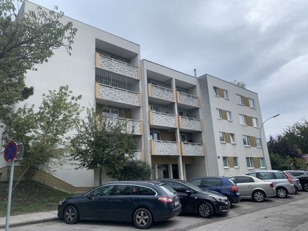 Gemütliche 3-Zimmer-Wohnung mit Loggia in St. Pölten - Photo 3