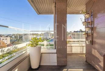 Apartamento T4 em Porto