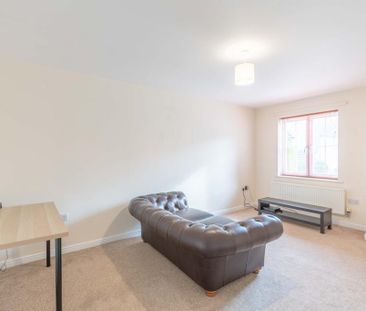 3 bedroom semi-detached house to rent - Photo 6