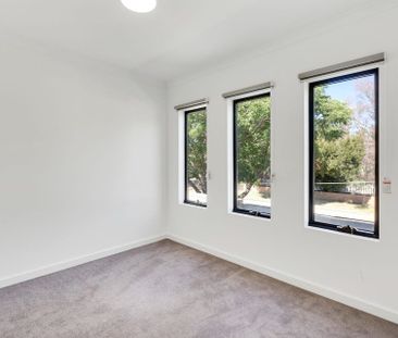 Unit 4/2 Omaroo Lane, - Photo 5