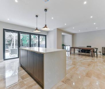 4 bedroom semi-detached house to rent - Photo 6