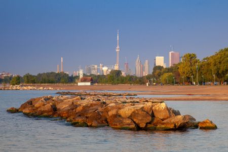 For Lease - 2338 Queen Street Unit# Main, Toronto, Ontario - Photo 5