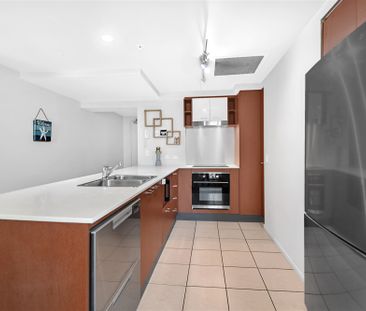 3 - 6 Months, Fully Furnished, No Bills - Photo 5