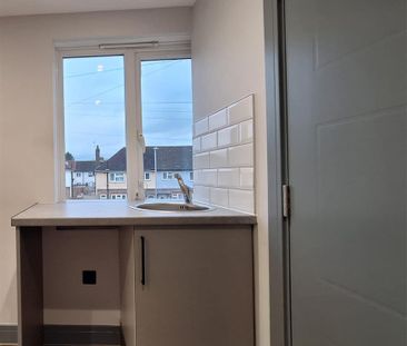 Lime Avenue, Yiewsley, West Drayton UB7, London - Photo 4