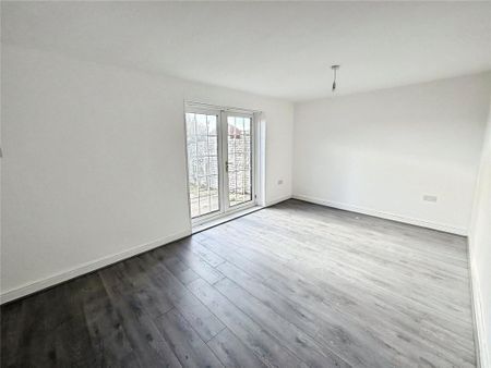4 bedroom terraced house to rent - Photo 4