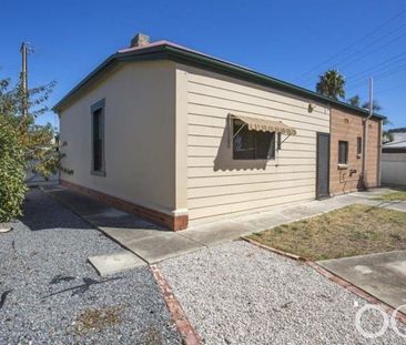 Open The Door to Spacious, Comfortable Family Living - Photo 2