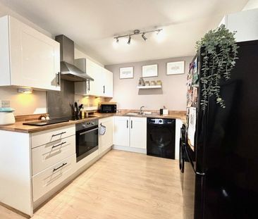 Chatham Road, Stratford-upon-Avon, CV37 - Photo 4