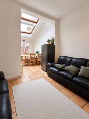 Available Now, 35 Delhi Street, Belfast, BT7 3AJ - Photo 1