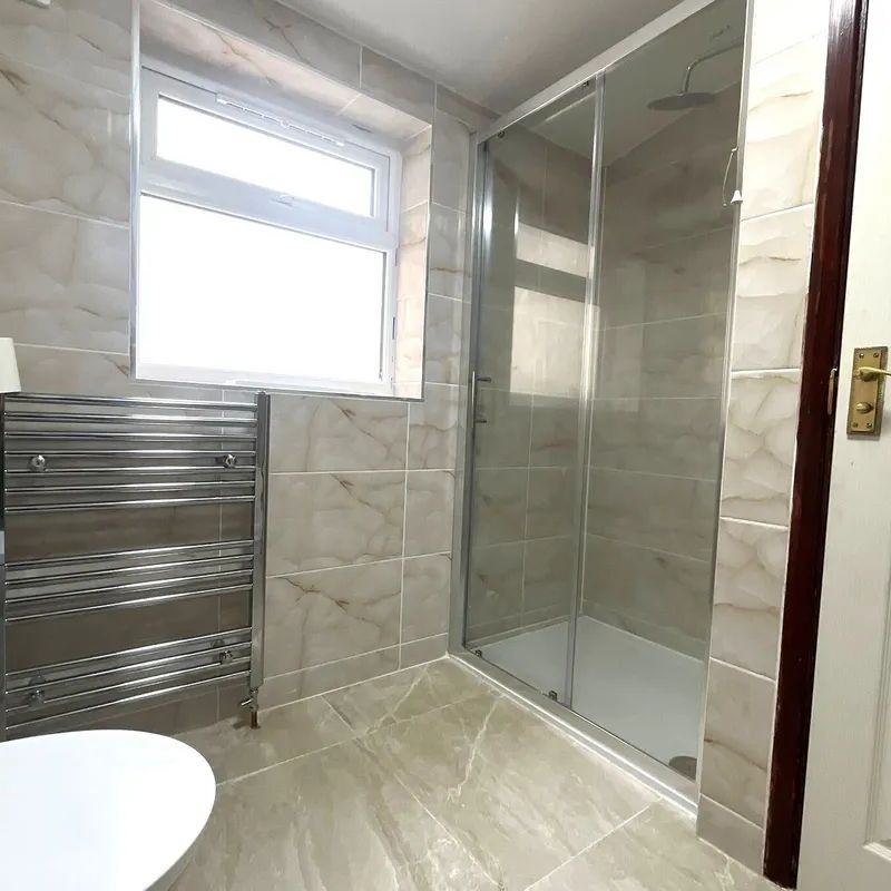 Gladstone Road - Photo 1