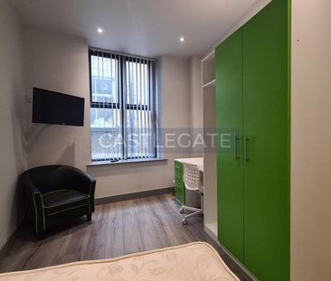 4 bedroom flat share to rent - Photo 2