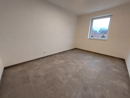 Appartement te huur - Foto 2