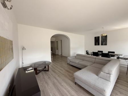 2.5 Zimmer, 92 m² - Foto 2