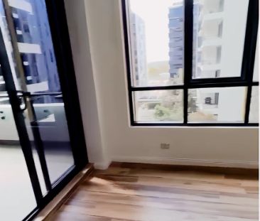 2 bed 2 bath-1241 - Photo 4