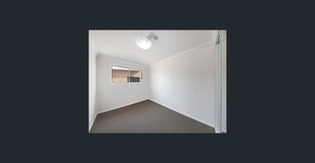 Contemporary Elegance...Low Maintenance Living at its Best! - Photo 5