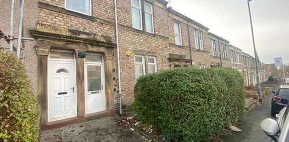 2 bed terraced house to rent in Shipcote Terrace, Gateshead,NE8 - Photo 2