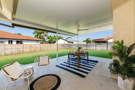 40 Jenkinson Drive, Annandale - Photo 3