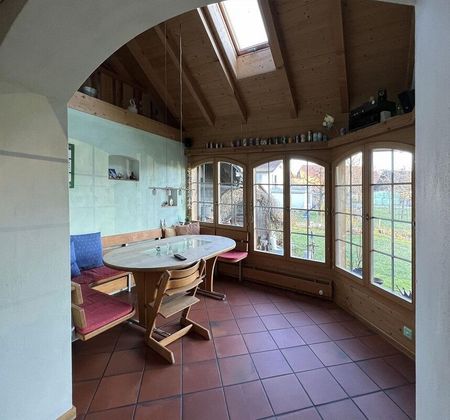 Family-friendly farmhouse with large garden and modern amenities - Photo 2